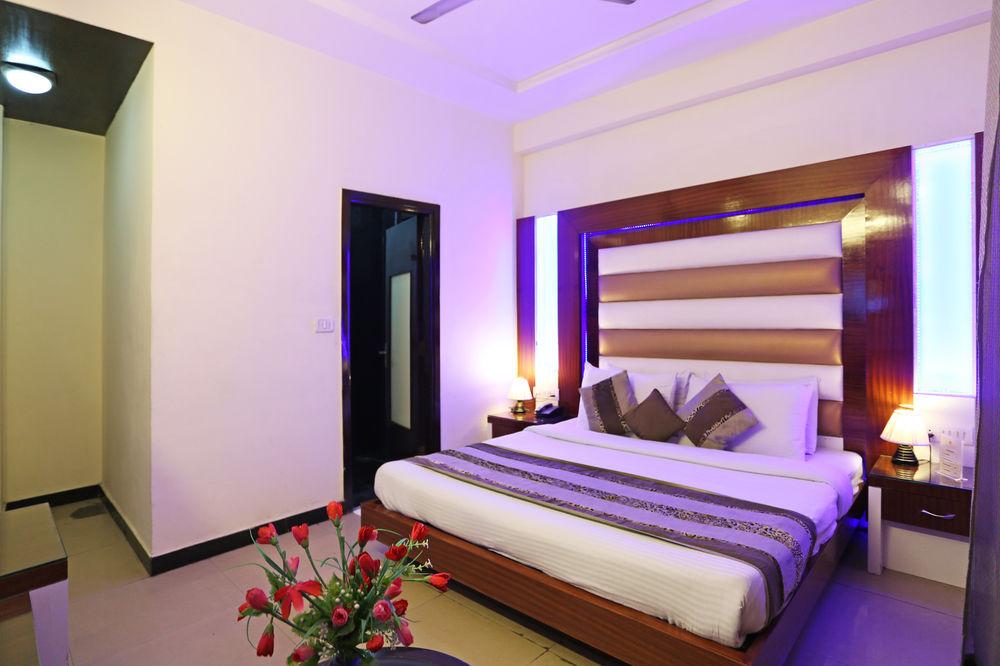 Hotel Star Plaza@New Delhi Railway Station Exteriér fotografie