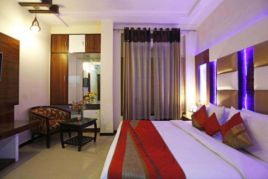Hotel Star Plaza@New Delhi Railway Station Exteriér fotografie